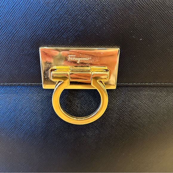 Vintage Ferragamo black calf skin Gancini top handle bag - Picture 2 of 15